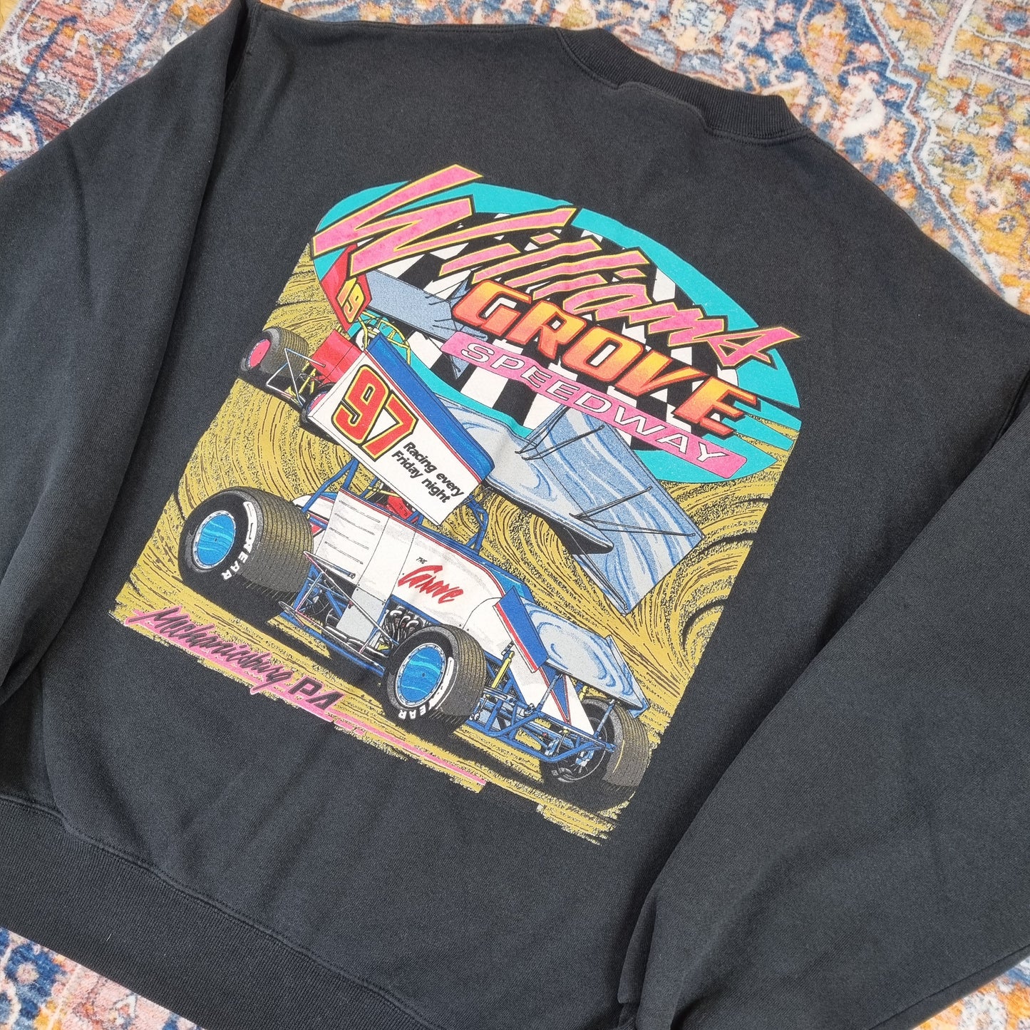 Vintage Graphic Sweatshirt (L)